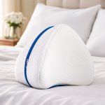 Comfly pillow na krevetu